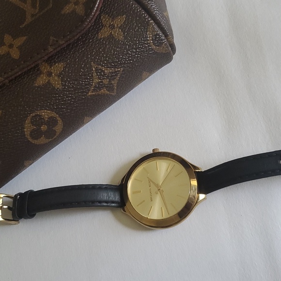 MK Watch - Picture 2 of 3